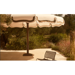 PARASOLE EN BOIS STYLE CONTEMPORAIN 2